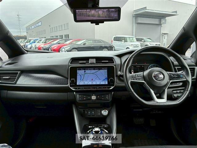 Nissan LEAF 2020-02 7877234-13