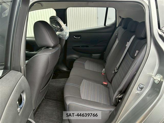 Nissan LEAF 2020-02 7877234-14