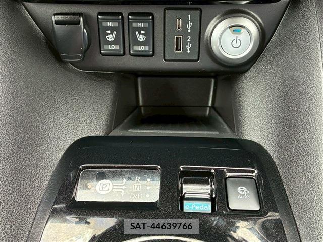 Nissan LEAF 2020-02 7877234-29