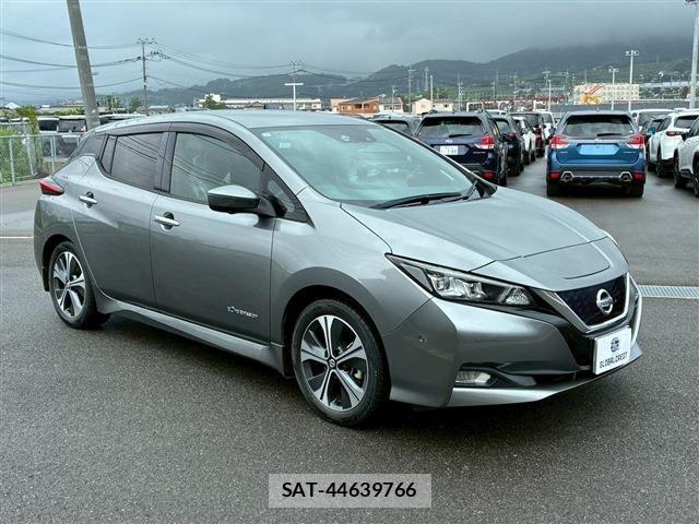 Nissan LEAF 2020-02 7877234-4