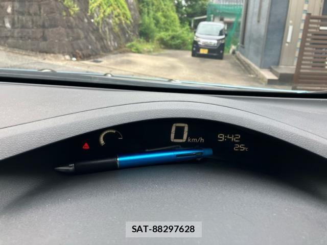 Nissan LEAF 2016-02 7902826-21