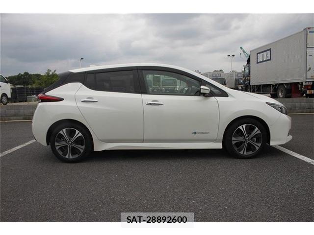 Nissan LEAF 2021-02 7902822-10