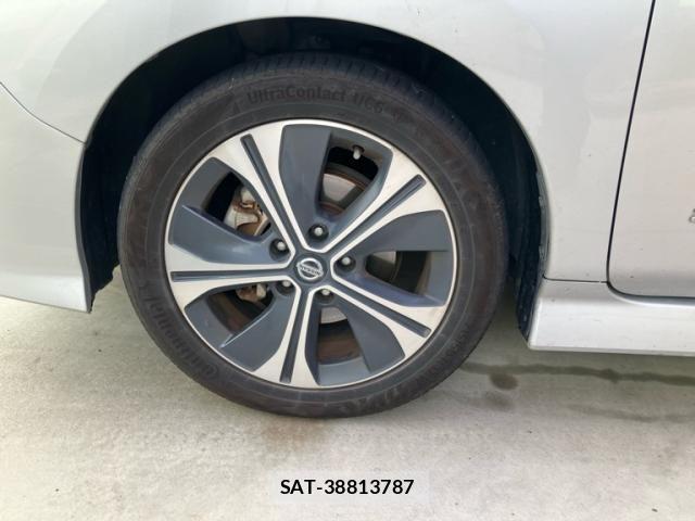 Nissan LEAF 2019-09 7902825-4