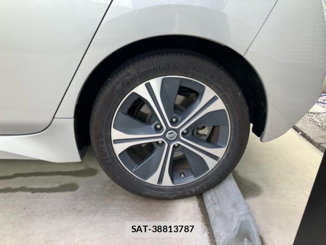 Nissan LEAF 2019-09 7902825-5