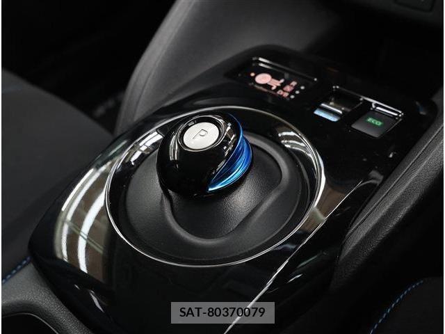 Nissan LEAF 2021-08 7902823-9