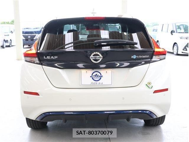 Nissan LEAF 2021-08 7902823-25