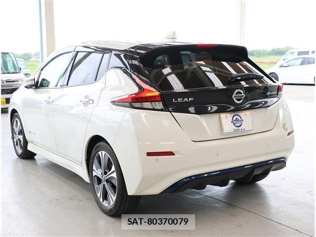 Nissan LEAF 2021-08 7902823-26