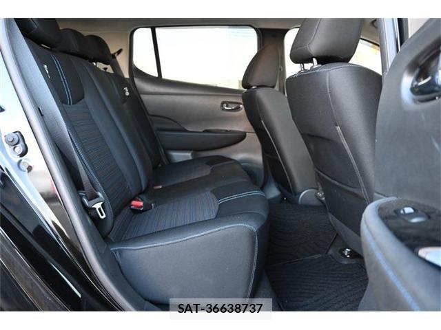Nissan LEAF 2020-06 7962336-14