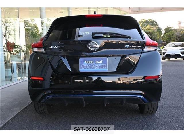 Nissan LEAF 2020-06 7962336-3