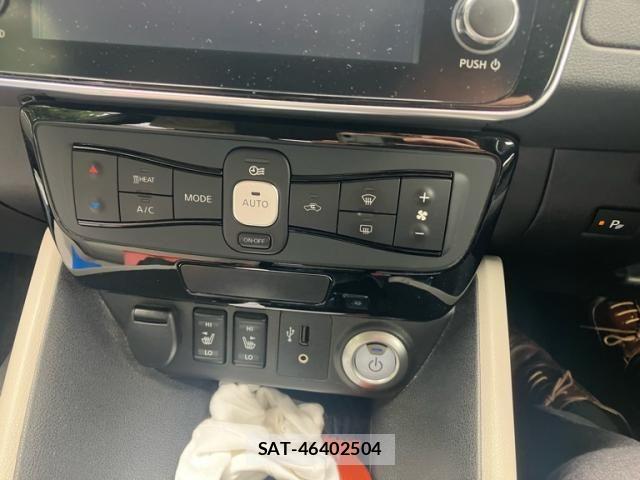 Nissan LEAF 2018-02 7962338-9