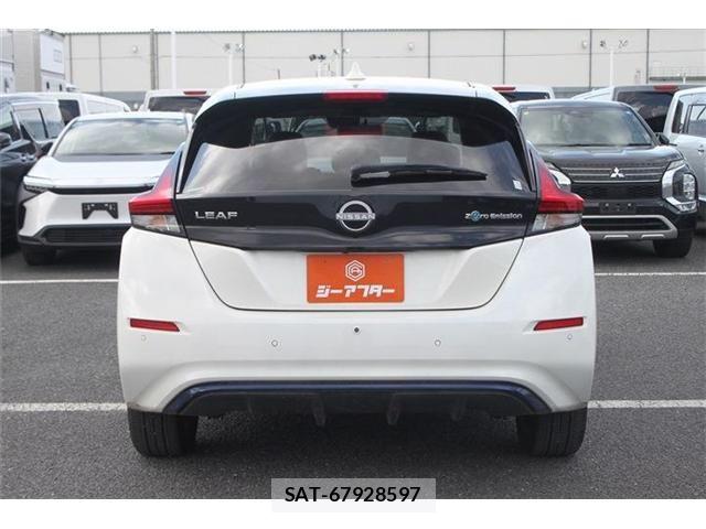 Nissan LEAF 2022-01 7962333-11