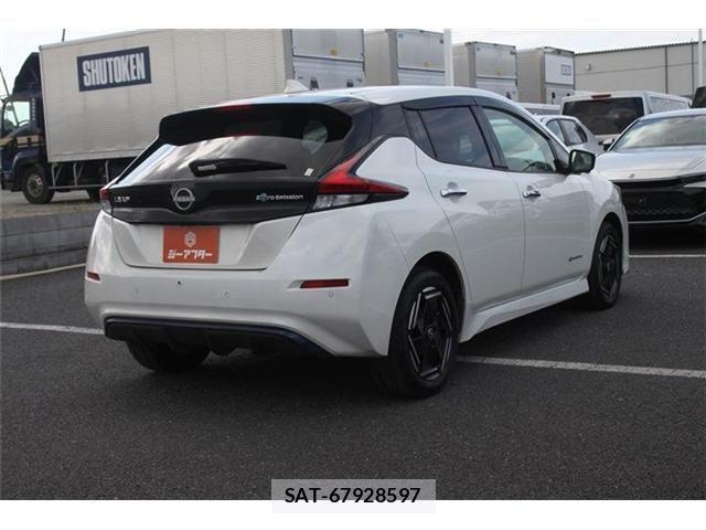 Nissan LEAF 2022-01 7962333-12
