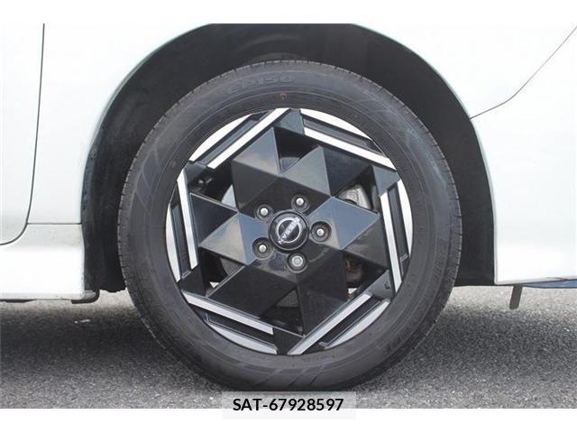 Nissan LEAF 2022-01 7962333-14