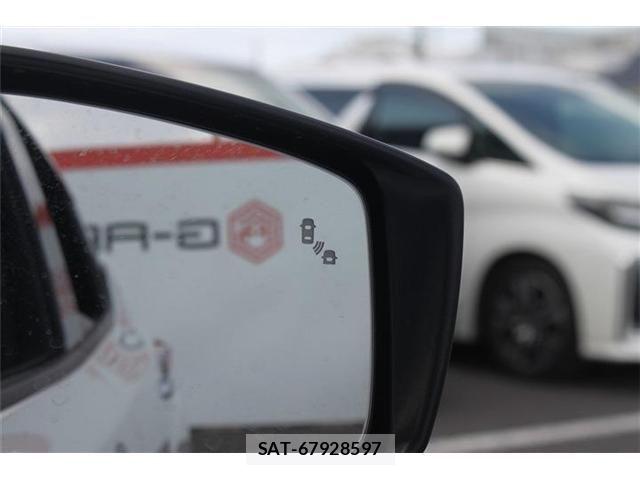 Nissan LEAF 2022-01 7962333-4