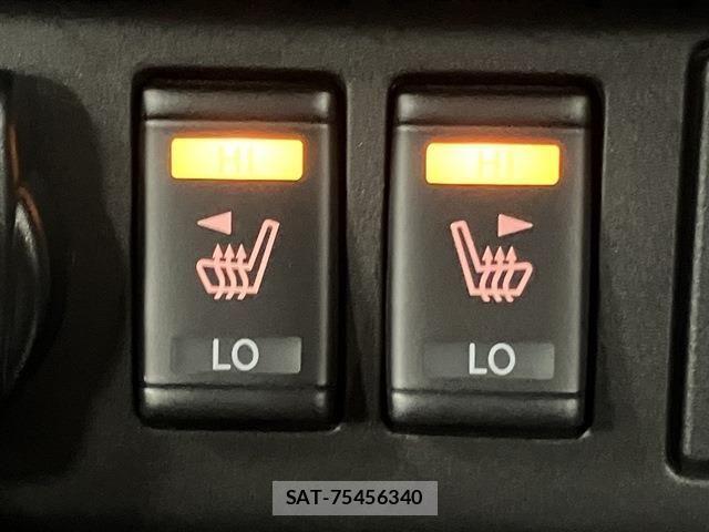 Nissan LEAF 2022-06 7962332-16