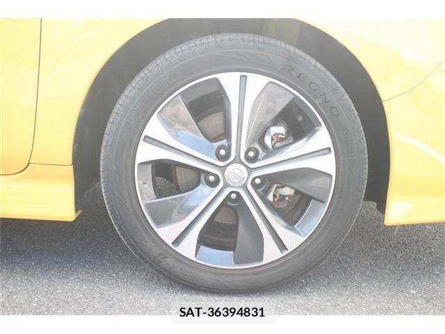 Nissan LEAF 2018-06 7962337-23