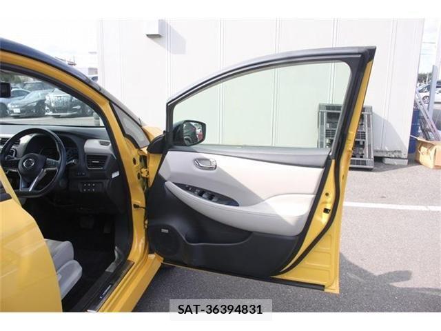 Nissan LEAF 2018-06 7962337-28