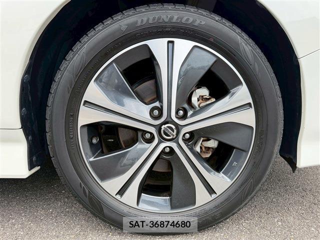 Nissan LEAF 2021-02 7962335-10