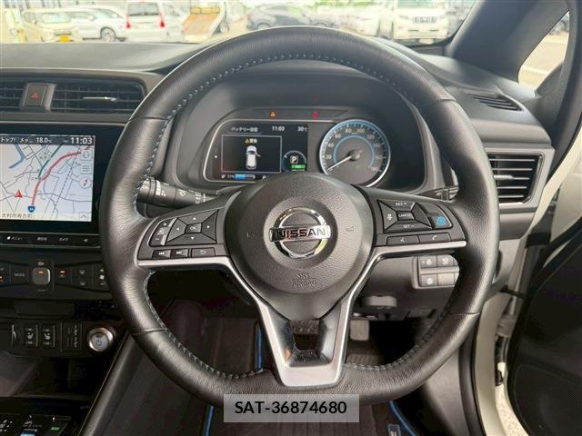 Nissan LEAF 2021-02 7962335-18