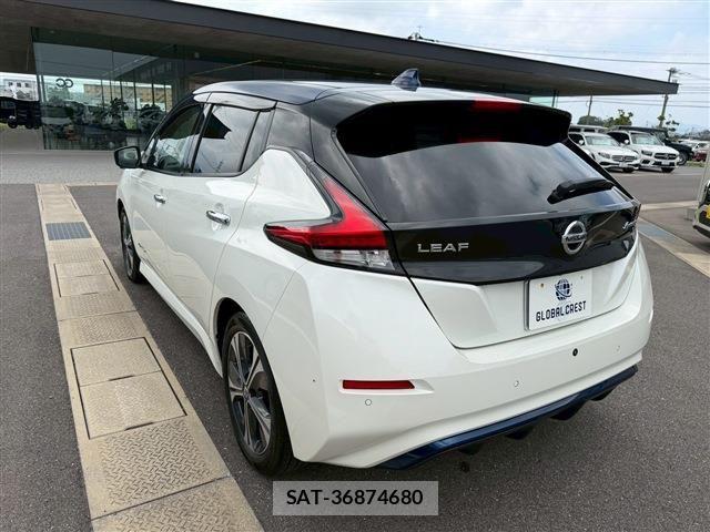 Nissan LEAF 2021-02 7962335-7