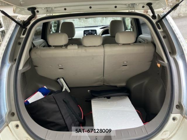 Nissan LEAF 2015-07 7962339-4