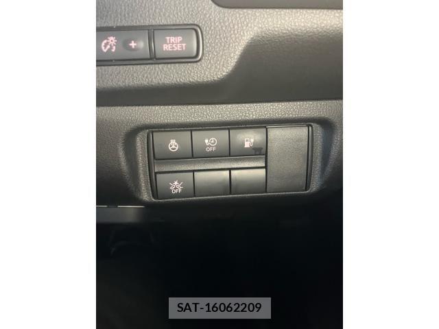 Nissan LEAF 2022-06 7979700-14