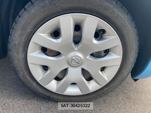 Nissan LEAF 2016-11 7979704-9