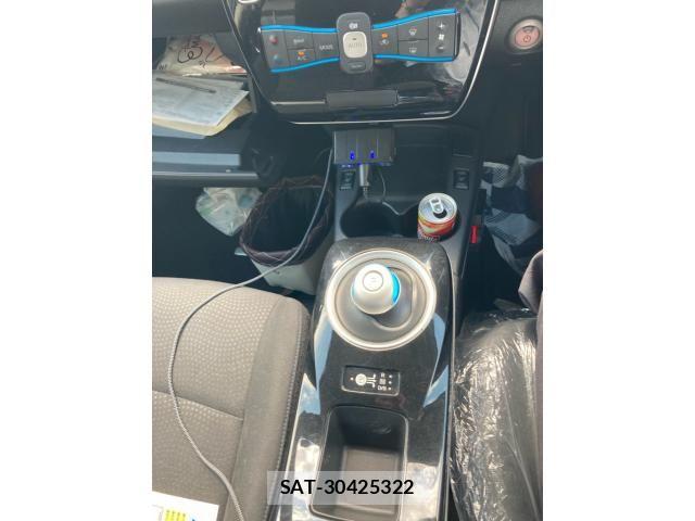 Nissan LEAF 2016-11 7979704-19