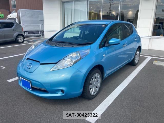 Nissan LEAF 2016-11 7979704-3