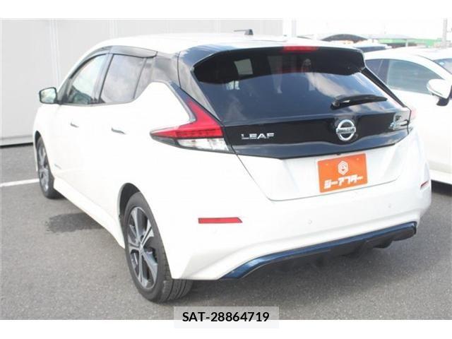 Nissan LEAF 2019-01 7979703-12
