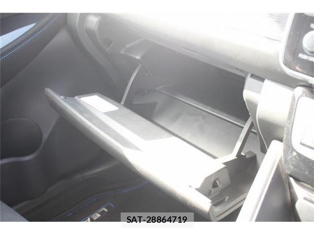 Nissan LEAF 2019-01 7979703-25