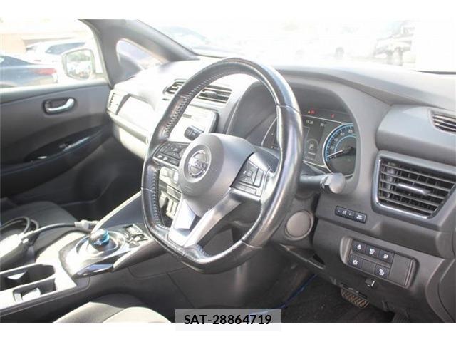 Nissan LEAF 2019-01 7979703-26