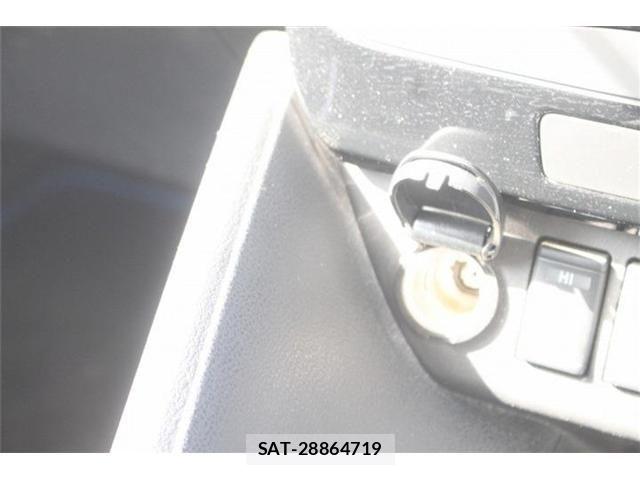 Nissan LEAF 2019-01 7979703-29