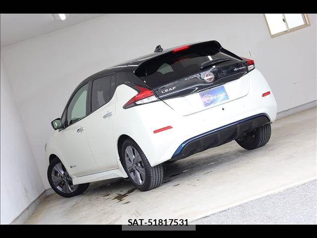 Nissan LEAF 2022-01 7979702-10