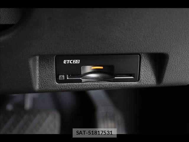 Nissan LEAF 2022-01 7979702-14