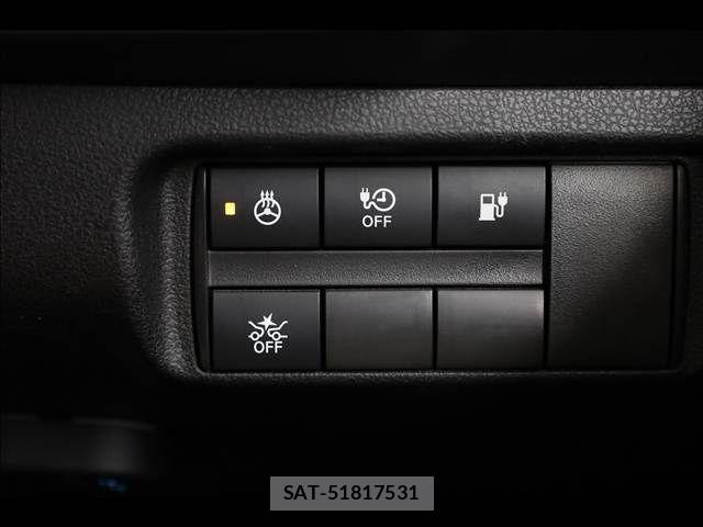 Nissan LEAF 2022-01 7979702-16