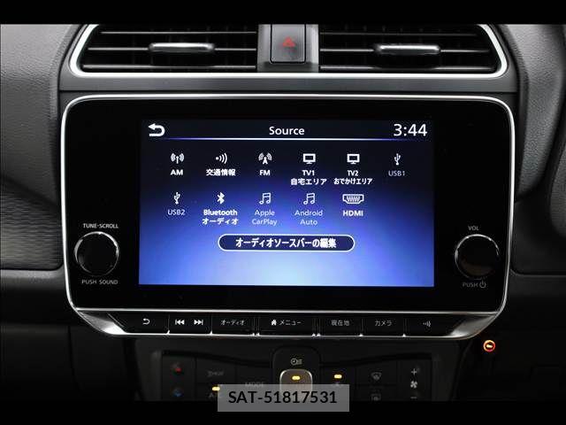 Nissan LEAF 2022-01 7979702-4