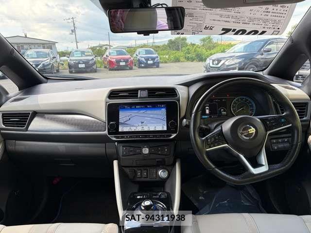 Nissan LEAF 2020-11 7979701-1