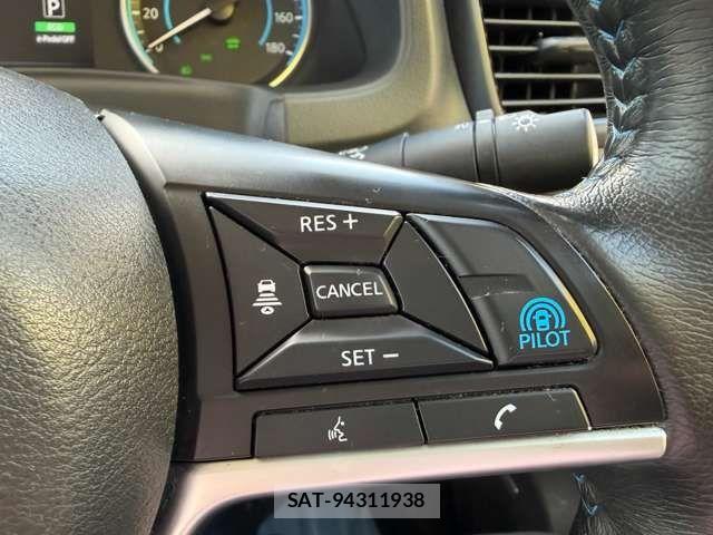 Nissan LEAF 2020-11 7979701-5