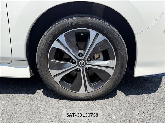 Nissan LEAF 2019-06 7979699-18