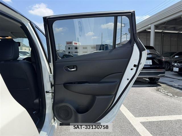 Nissan LEAF 2019-06 7979699-25