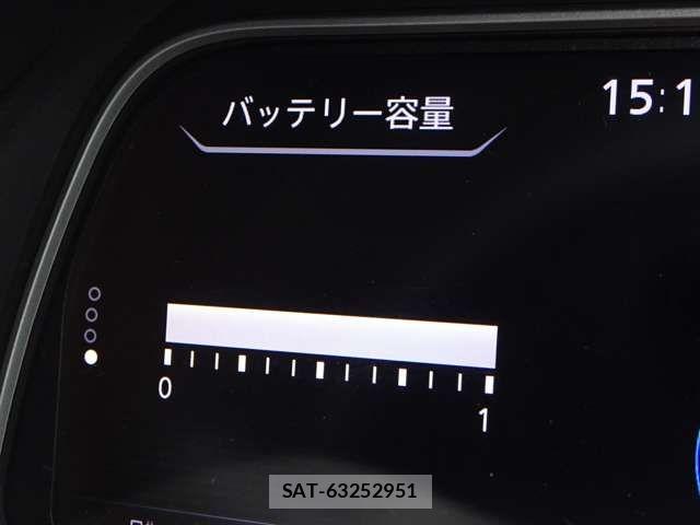Nissan LEAF 2019-07 8036335-13