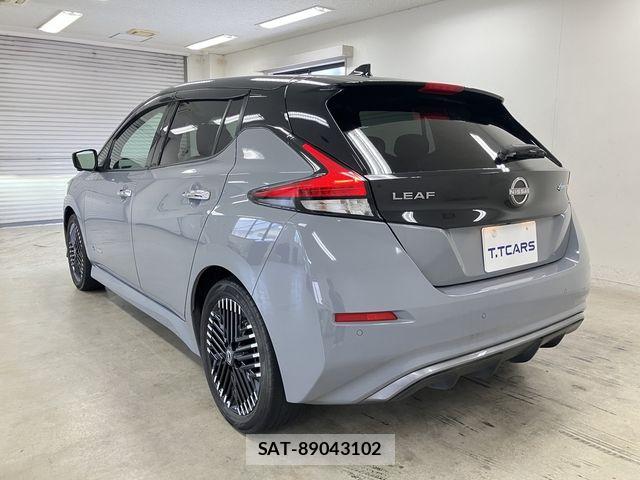 Nissan LEAF 2022-07 8036333-24