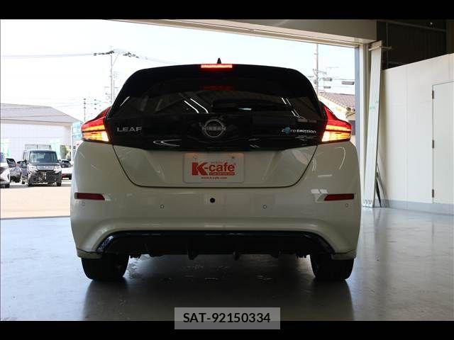 Nissan LEAF 2022-02 8036324-20