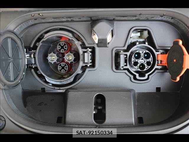 Nissan LEAF 2022-02 8036324-3