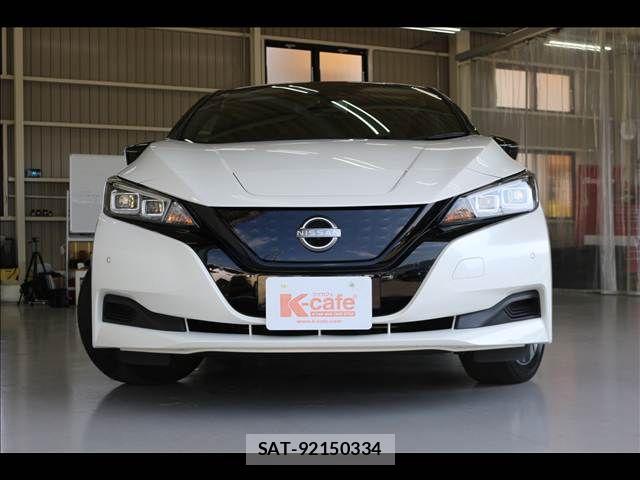 Nissan LEAF 2022-02 8036324-4