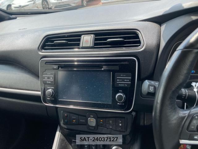 Nissan LEAF 2017-12 8036338-18