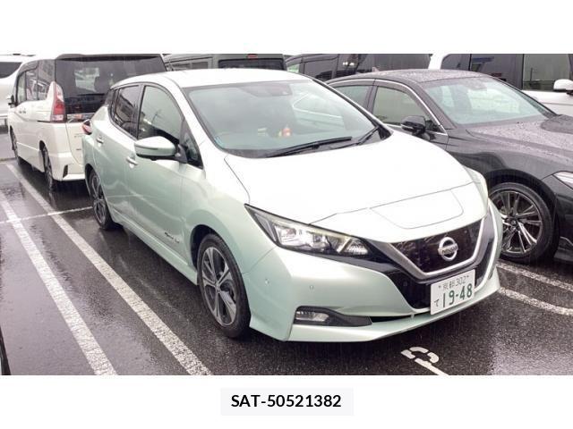 Nissan LEAF 2017-10 8036339-0
