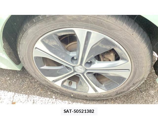 Nissan LEAF 2017-10 8036339-2