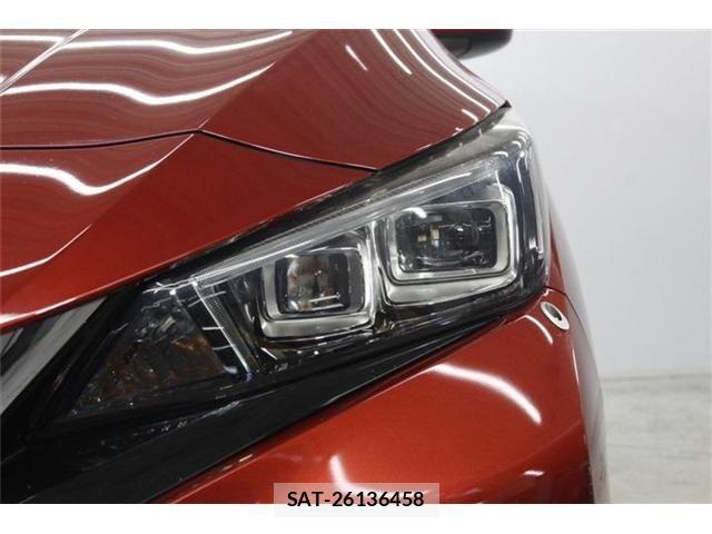 Nissan LEAF 2018-09 8036337-13